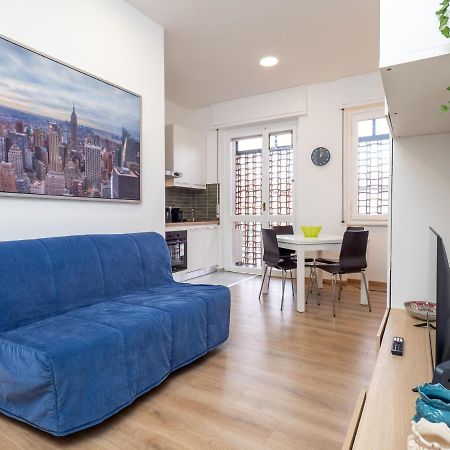 Rio'S Apartment Милано Екстериор снимка