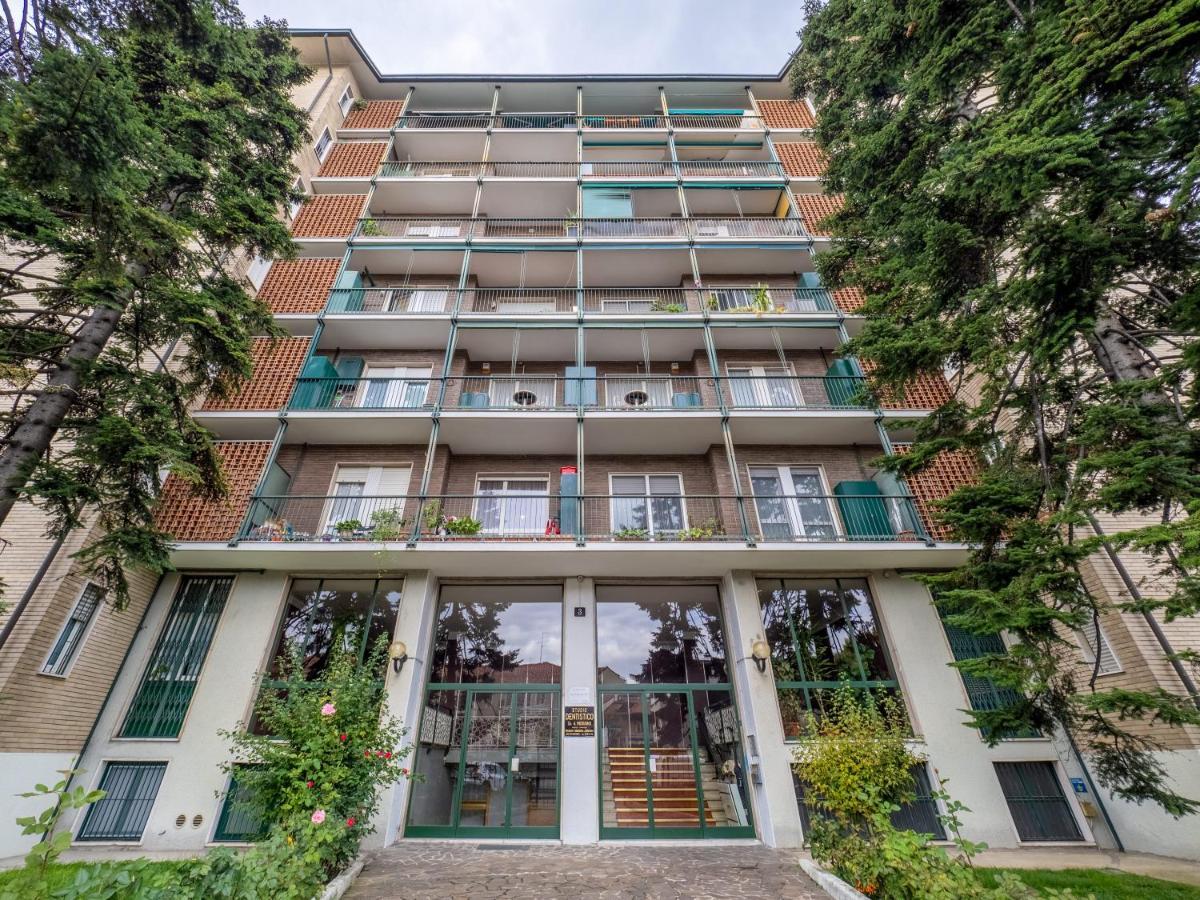 Rio'S Apartment Милано Екстериор снимка